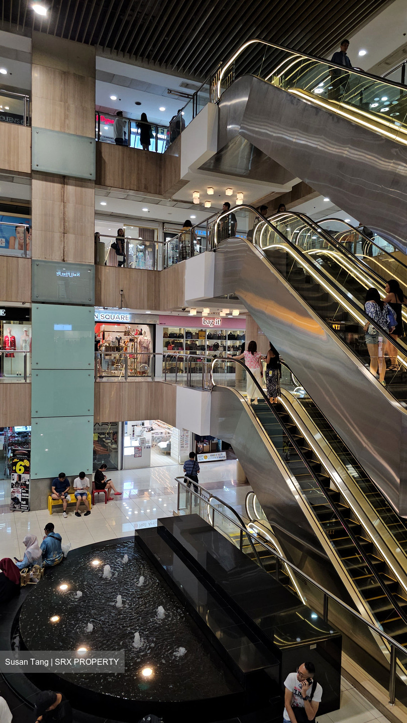 Far East Plaza (D9), Retail #613504391